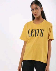 Levi's Graphic Tee
