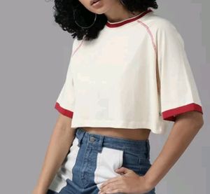 Boxy Fit Crop T-shirt