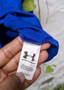 Under Armour Men&#39;s Imported Luxury Tshirt 👕