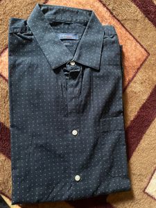 Peter England Slim Fit Shirt – Size 42