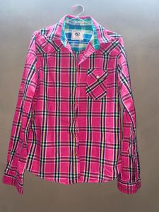 Stylish Looking Shirt For Women