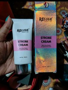 Foundation And Strobe Cream Combo