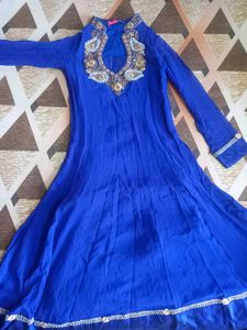 Elegant Blue Embroidered Kurta