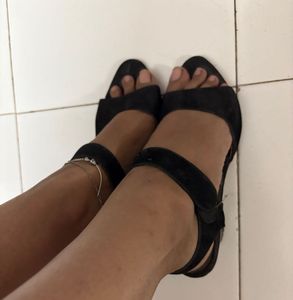 Black 1inch Heels