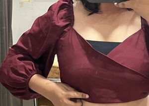 Maroon Puff Sleeve Back Tie Crop Top