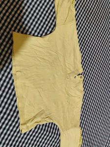 Cute Girls&#39; Yellow Top
