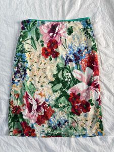 Gorgeous Floral Skirt 🌸🪻🙀