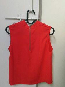Red Sleeveless Top