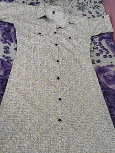 Pthani Kurti