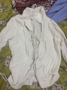 tie shirt