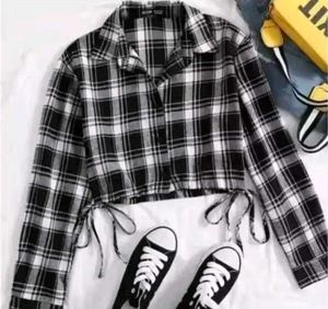 crop shirt