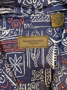 Patterned Men&#39;s Shirt Size L