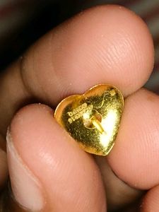 22kt Gold Earring