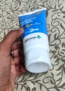 Sali Cinamide Anti Acne Facewash