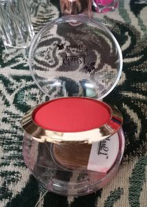 Big Combo 4 Lipstick 1 Blusher 1 Shiner