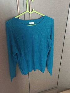 Blue Knitted Pullover Sweater