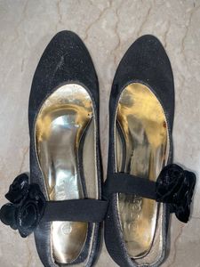 Elegant Party Wear Shimmer Black Pencil Heel