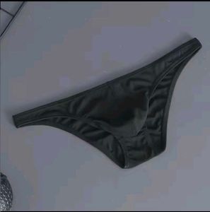Black Men&#39;s Thong Underwear With Pouch