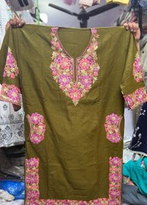 Embroidered  kashmiri Kurti(ferran)