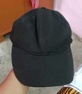 ZARA BLACK CAP (M)