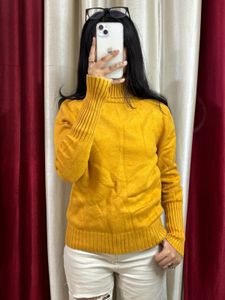 Yellow Highneck Pullover
