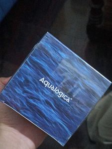 Aqualogica illuminate hydra gel moisturizer