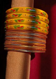 Beautiful yellow aesthetic bangles set!!!
