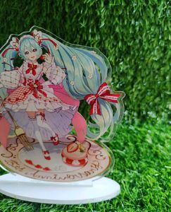 Hatsune Miku 15th Anniversary Figure