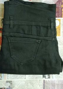 women's Black jeans