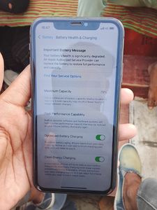 iPhone 11 - Excellent Condition!