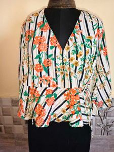 Zara Floral Top ( Yellow paint stains)