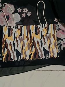 Trendy Camo Print Crop Top