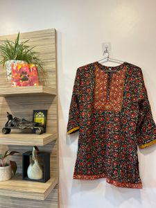 Handcrafted Embroidered Kurti