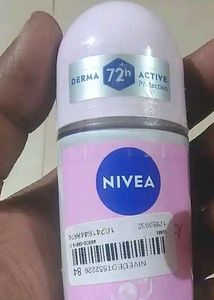 Derma Co Sunscreen SPF 50