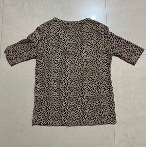 Printed V-Neck Top