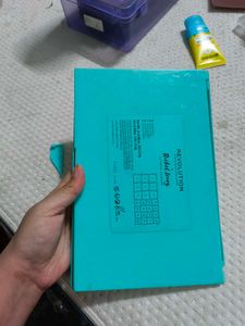 Makeup Revolution × Rachel Leary Palette