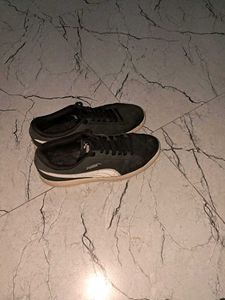 PUMA SUEDE SNEAKERS