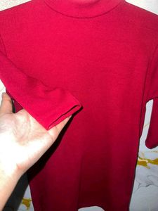 Red 3/4 Sleeve Top