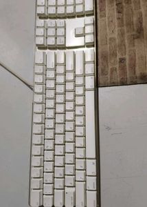 Apple Vintage Keyboard
