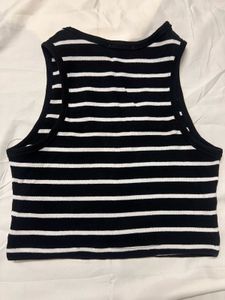 Striped crop-style  Top