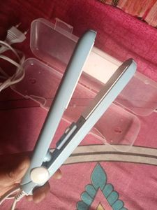 Mini Hair Straightener