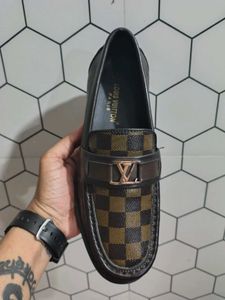 Lv Loafers