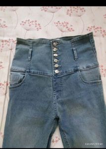 High Waist Jeans