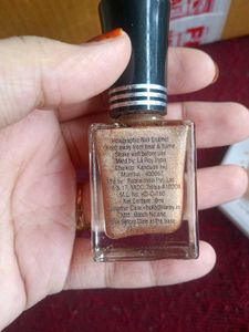 Beautiful Colour Nail Paint