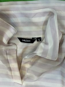 Noun Sleeveless T-shirt