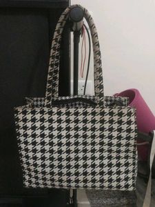 Houndstooth Tote Bag