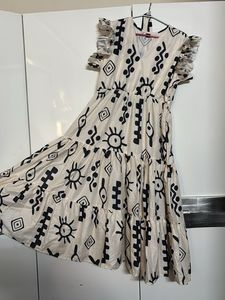 Patterned sleeveless maxi Dress