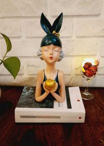 Showpiece