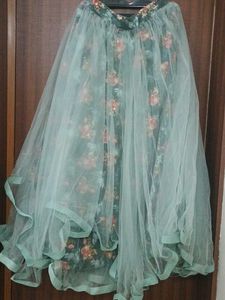 Lhenga Choli With Dupatta And Sleeves