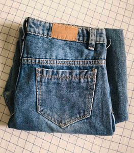 Wide Leg Blue Jeans